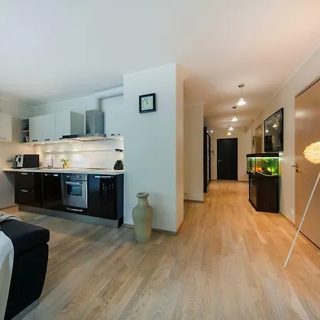 Comfortable 3 Bedroom In City Center * Tallinn